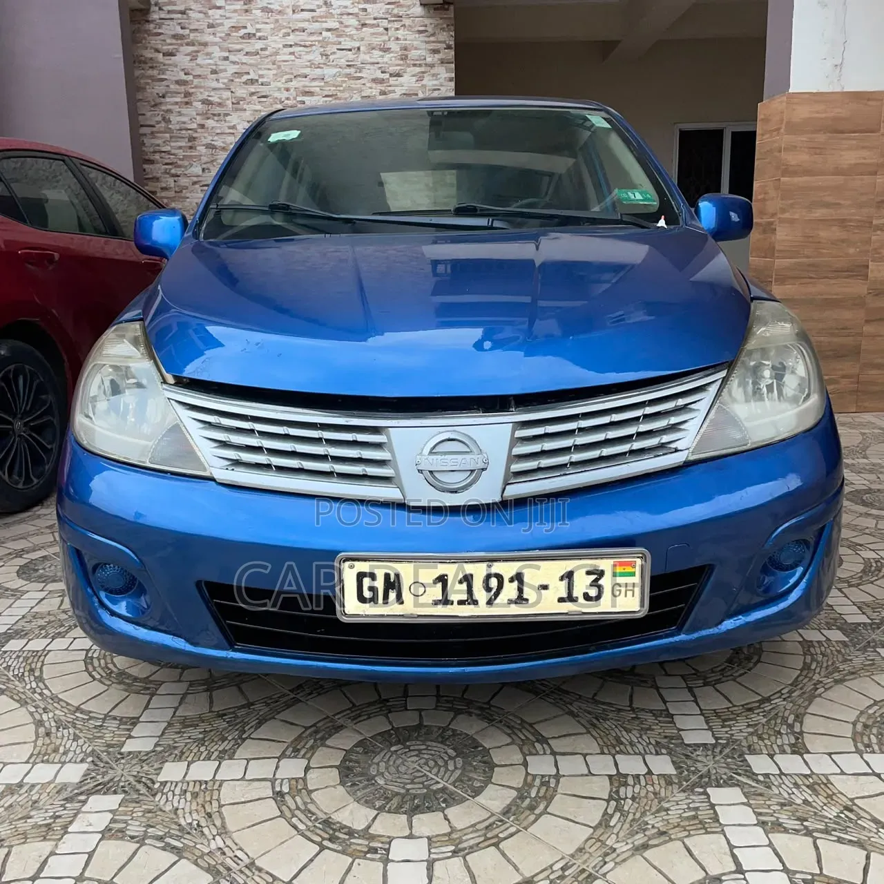 Nissan Versa 2010 Blue