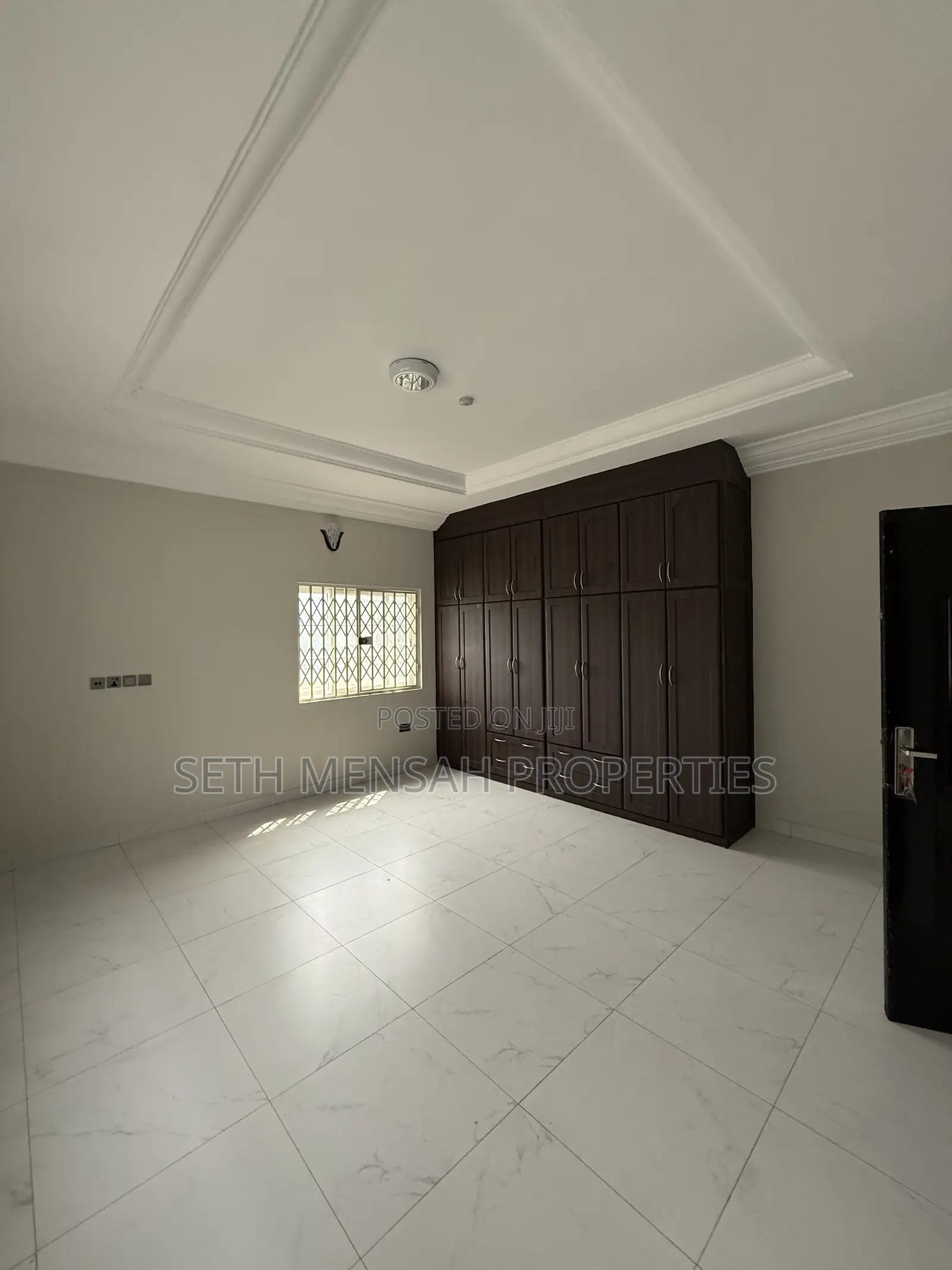 4bdrm House in 4 Bedroom House, US Embassy Area for sale