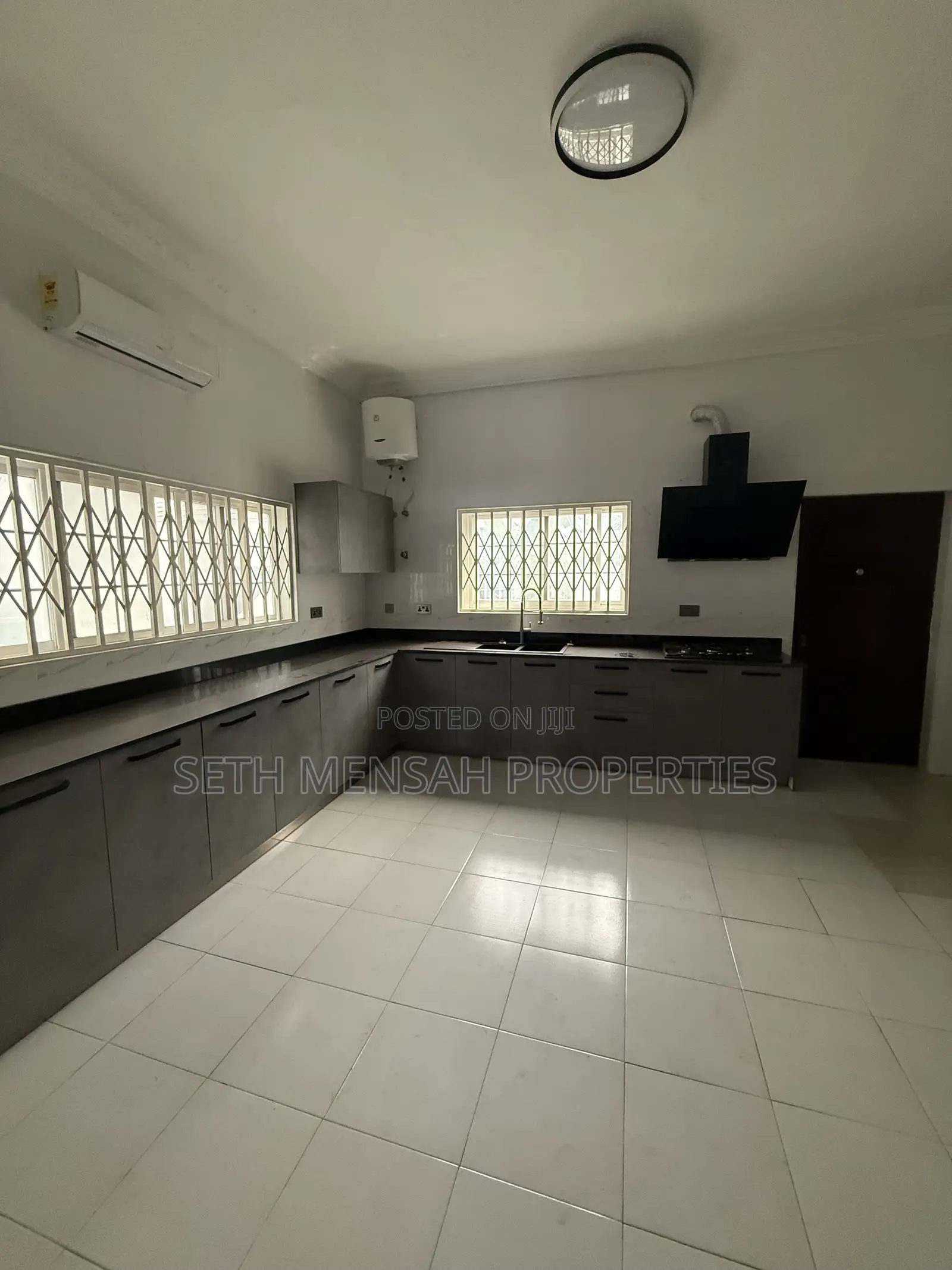 4bdrm House in 4 Bedroom House, US Embassy Area for sale