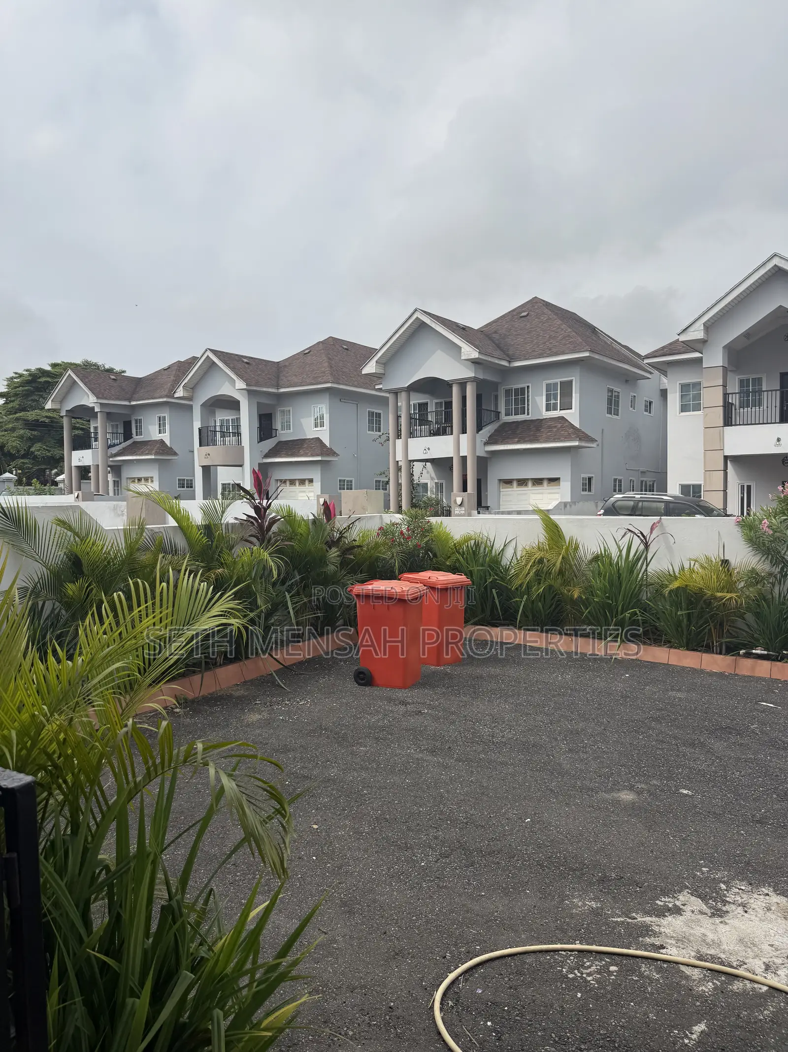 4bdrm House in 4 Bedroom House, US Embassy Area for sale