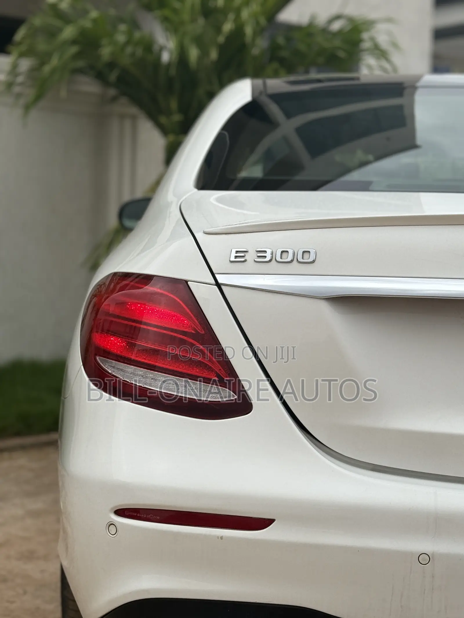 Mercedes-Benz E300 2018 White