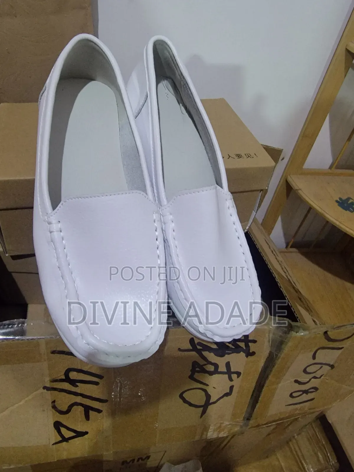 Nurses Shoes