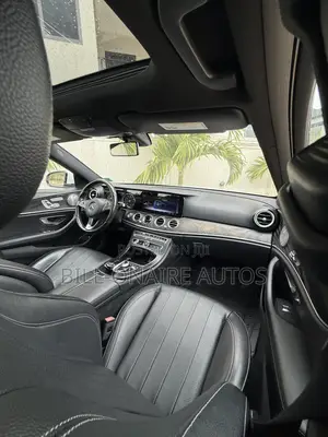 Mercedes-Benz E300 2018 White