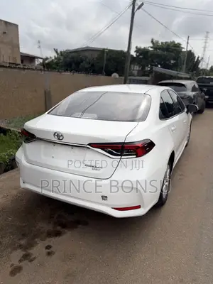 Toyota Corolla 2020 White