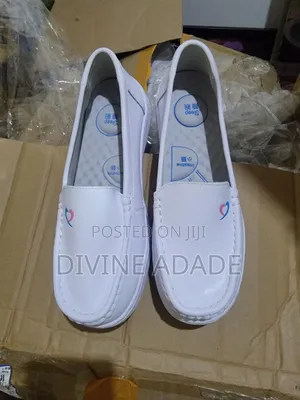 Nurses Shoes