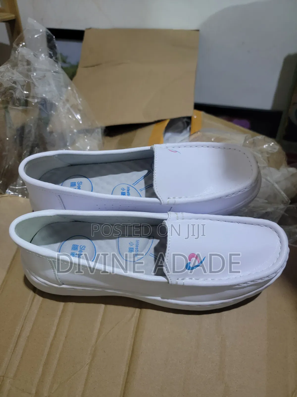 Nurses Shoes