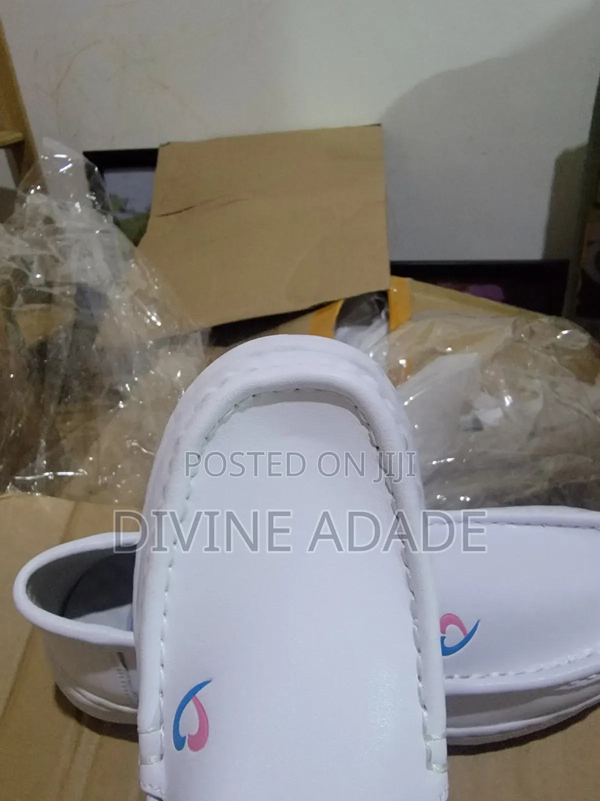 Nurses Shoes