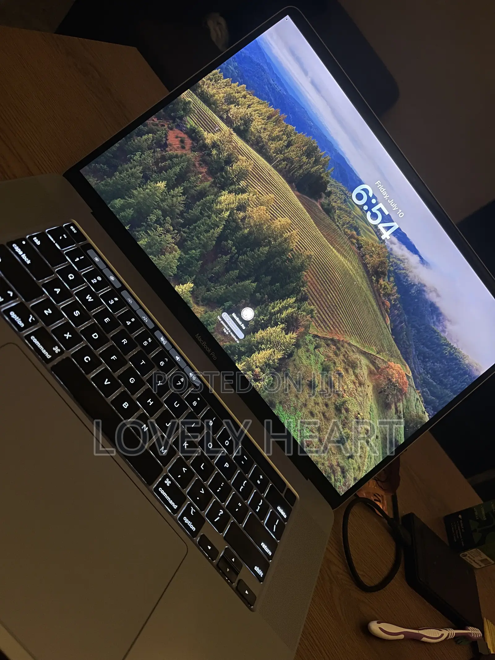 Laptop Apple MacBook Pro 2019 16GB Intel SSD 1T