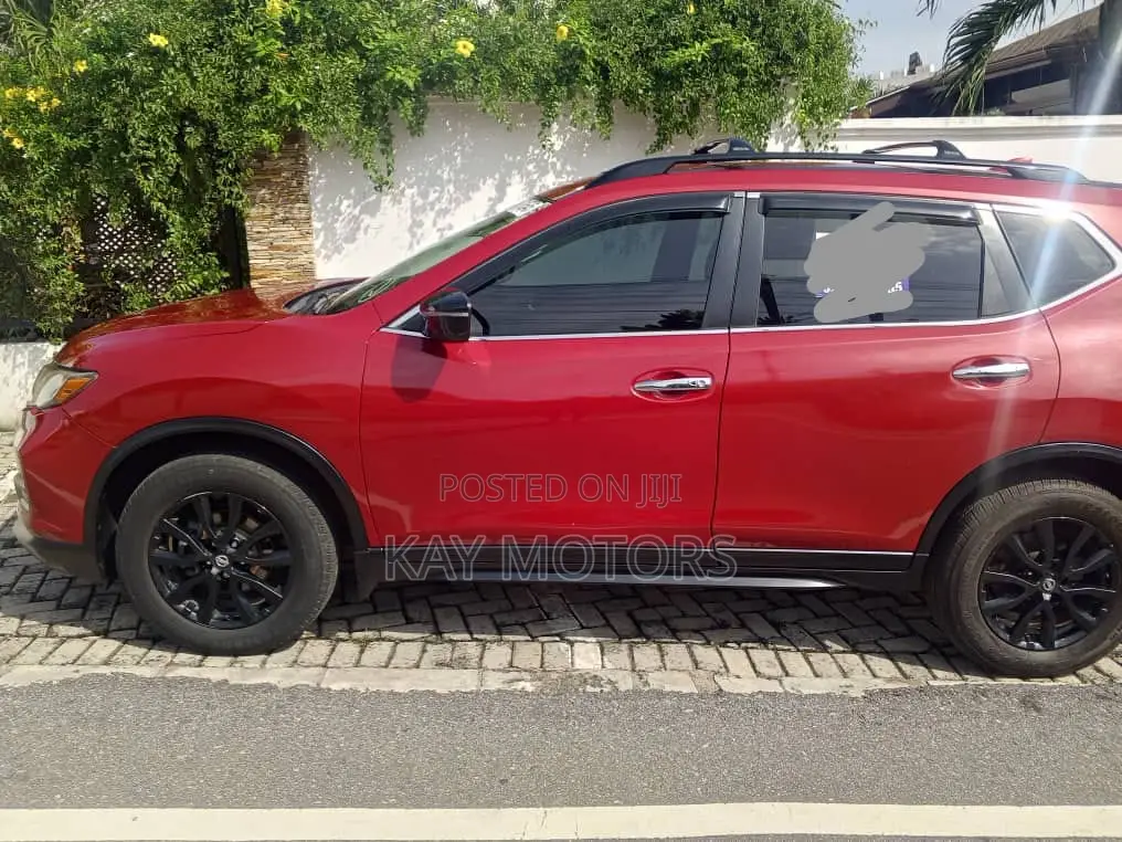 Nissan Rogue SV AWD 2018 Red