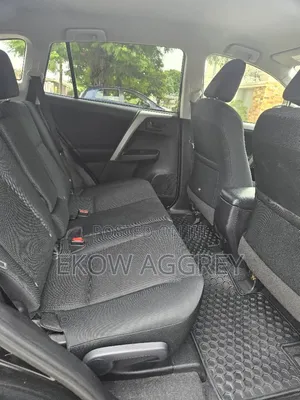 Toyota RAV4 LE 4dr SUV AWD (2.5L 4cyl 6A) 2018 Black