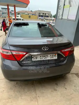 Toyota Camry 2018 Gray