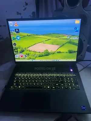 Laptop Alienware M18 R2 32GB Intel Core i9 SSD 1T