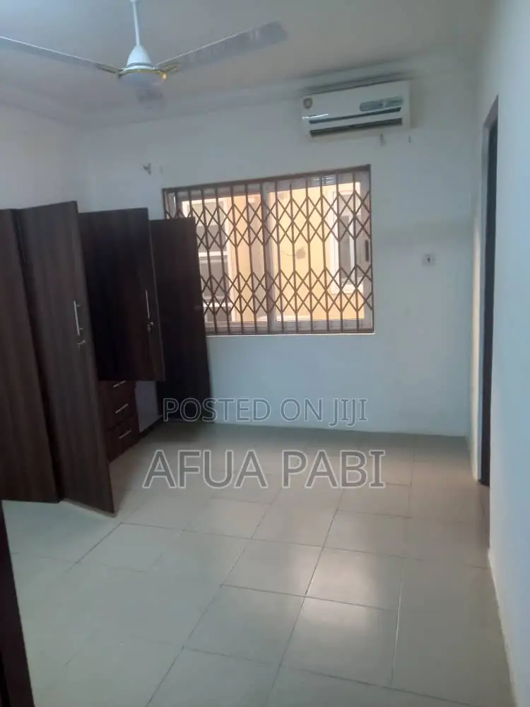 3bdrm Townhouse/Terrace in Abokobi, Accra Metropolitan for sale