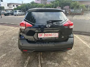 Nissan Kicks SV 2020 Black