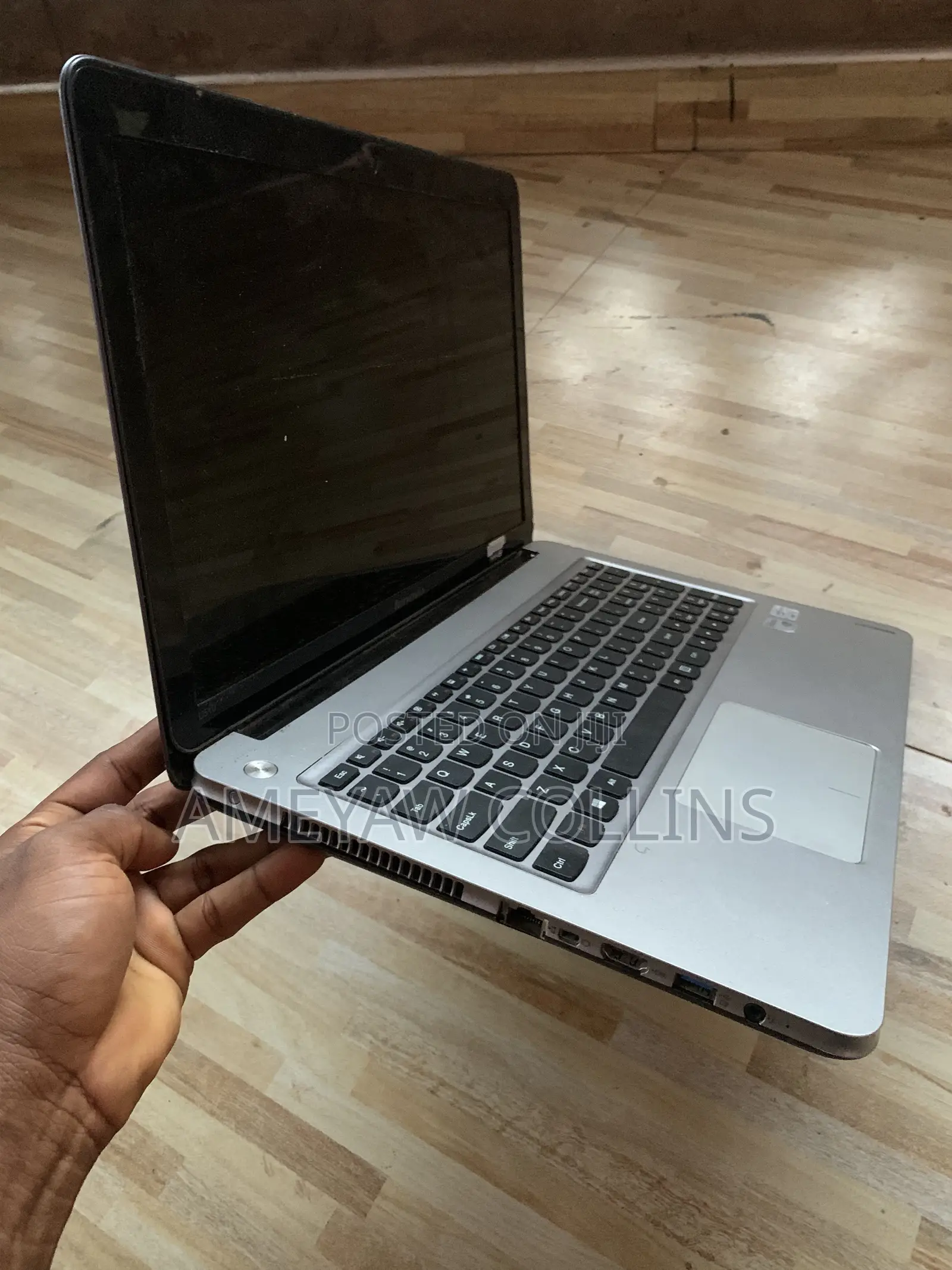 Laptop Lenovo IdeaPad U510 8GB Intel Core i5 HDD+SSD 128GB