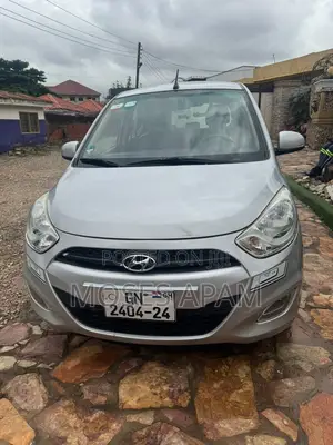 Hyundai I10 2011 Silver