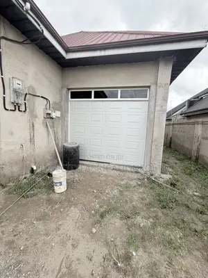 Canadian Black Automated Garage System