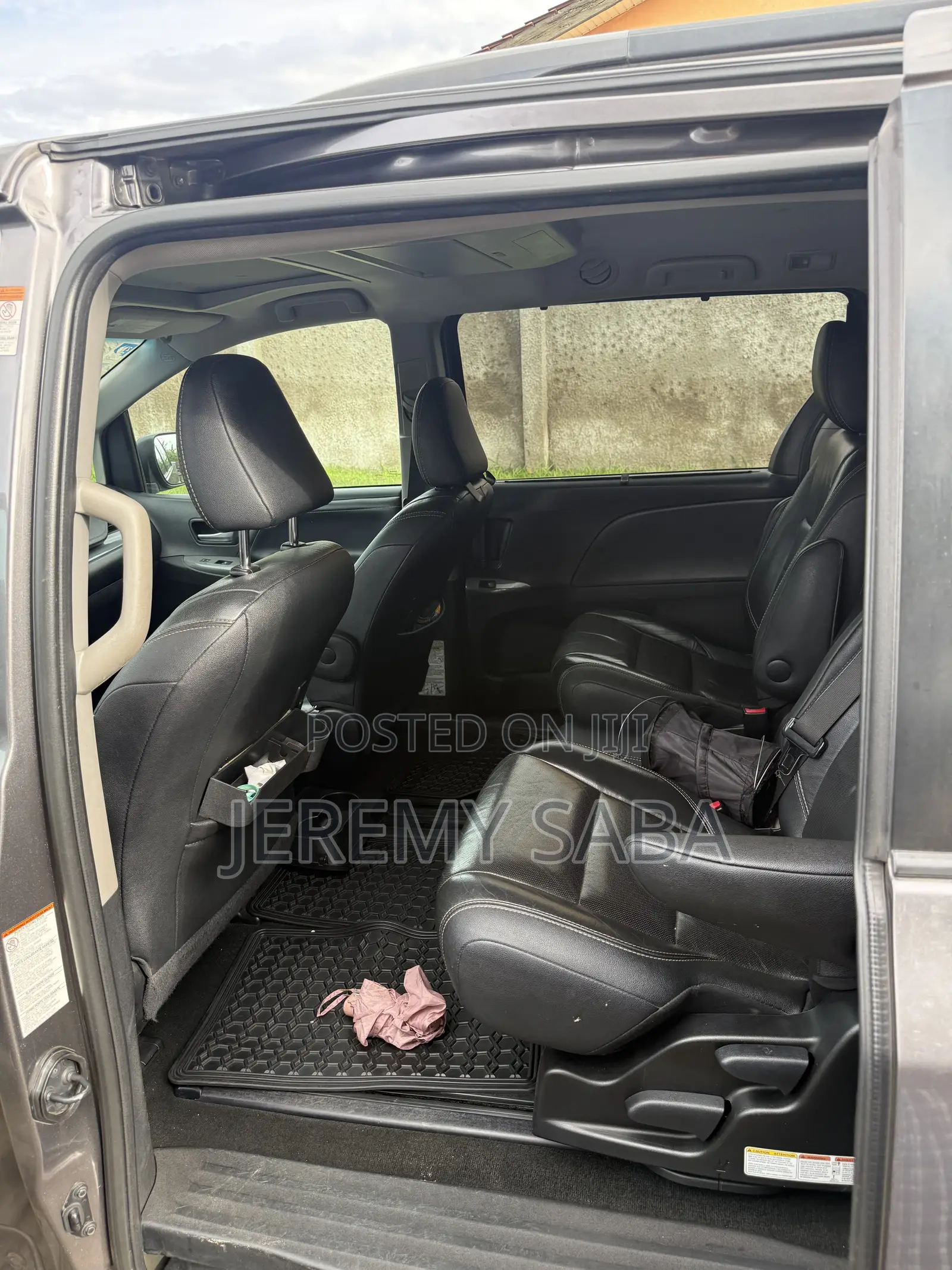 Toyota Sienna 2017 Silver