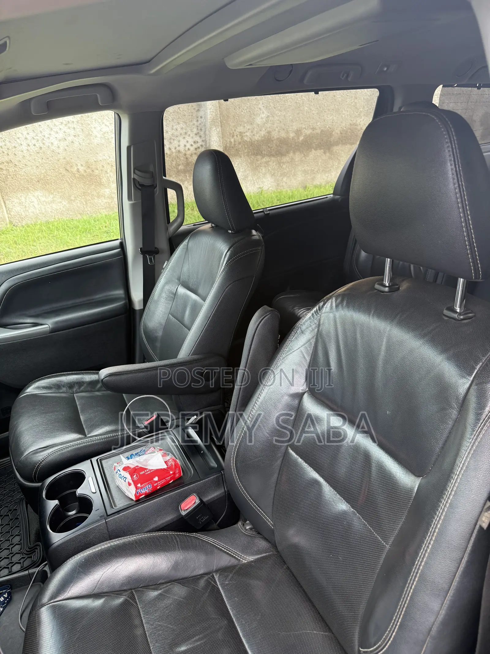 Toyota Sienna 2017 Silver