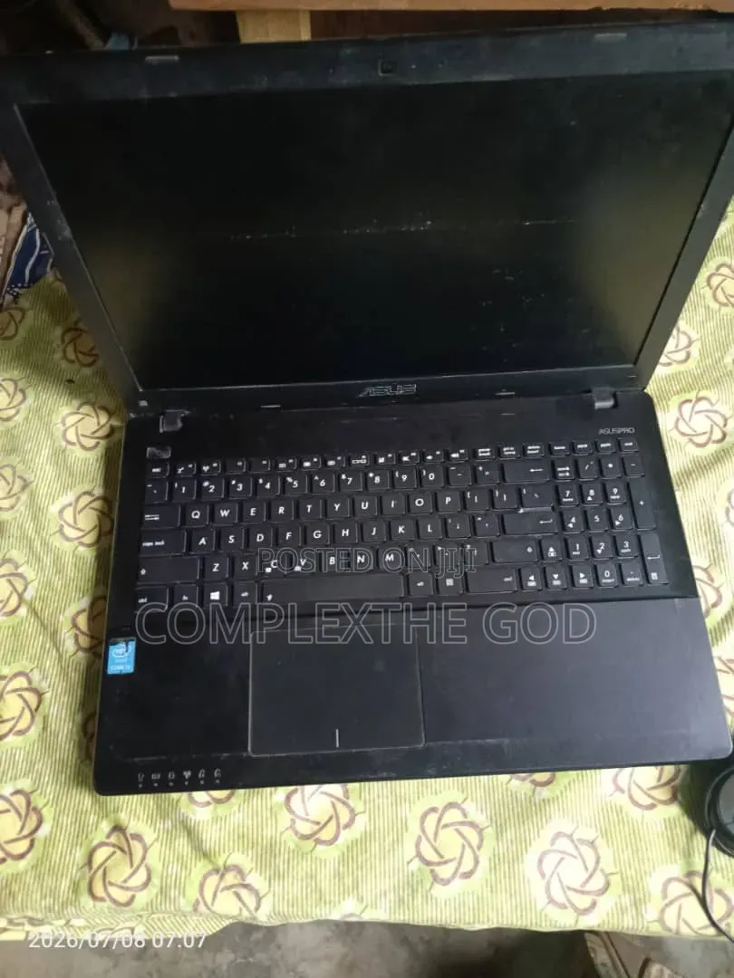Laptop Asus ASUSPRO P2440UA 4GB Intel Core i3 HDD 256GB