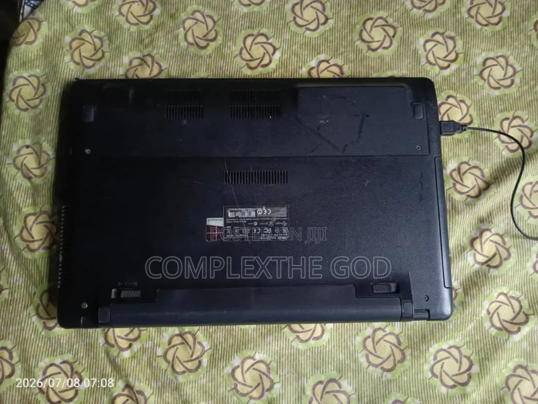 Laptop Asus ASUSPRO P2440UA 4GB Intel Core i3 HDD 256GB