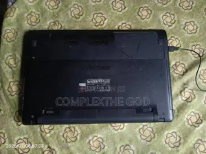 Laptop Asus ASUSPRO P2440UA 4GB Intel Core i3 HDD 256GB