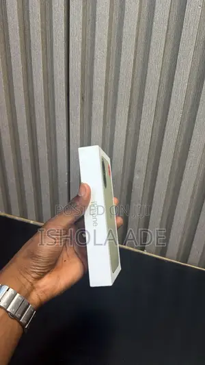 New Apple iPhone 17 256 GB