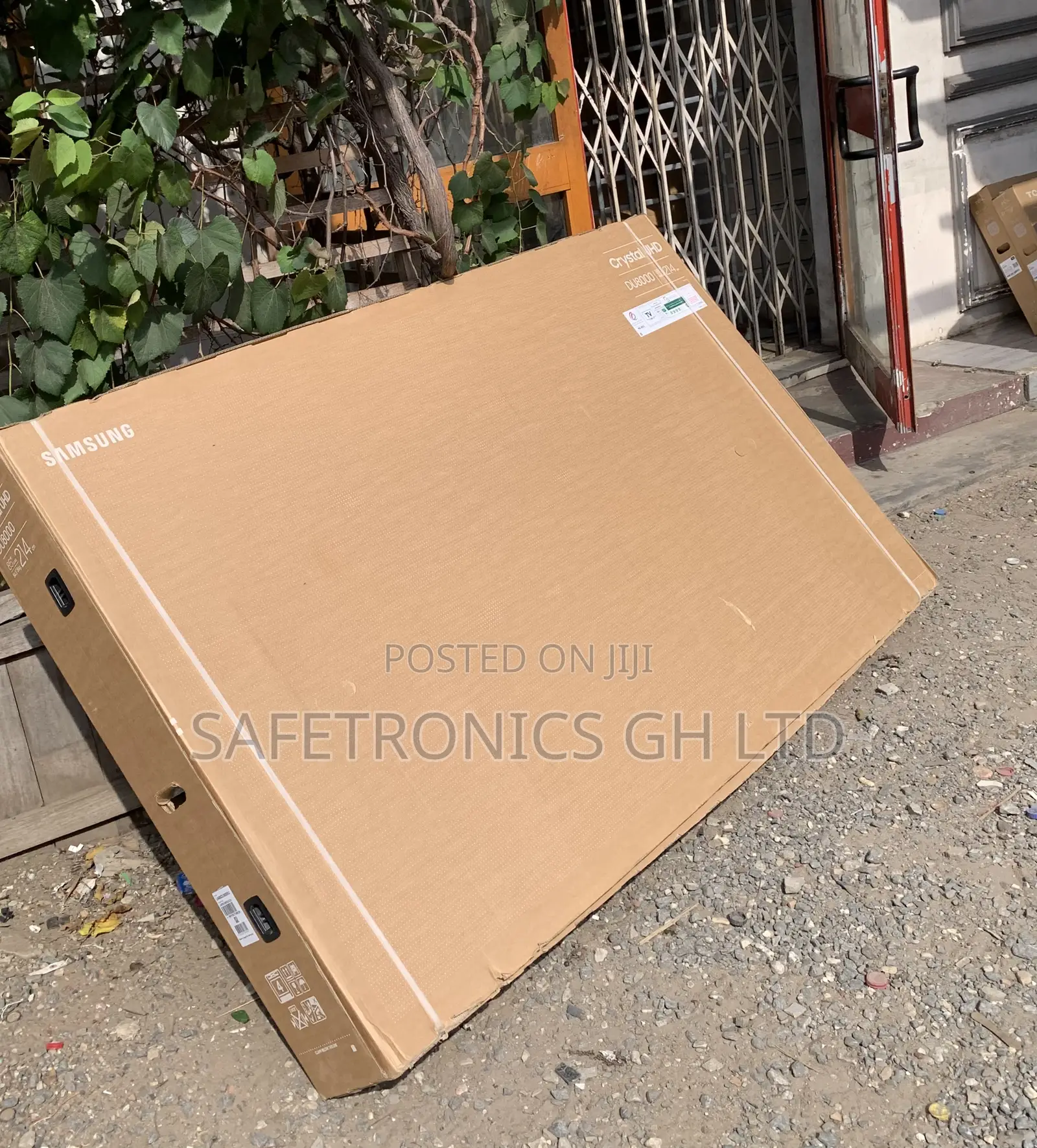 Fresh in Box Samsung 85" Du8000 2024 Crystal Uhd Smart Tv