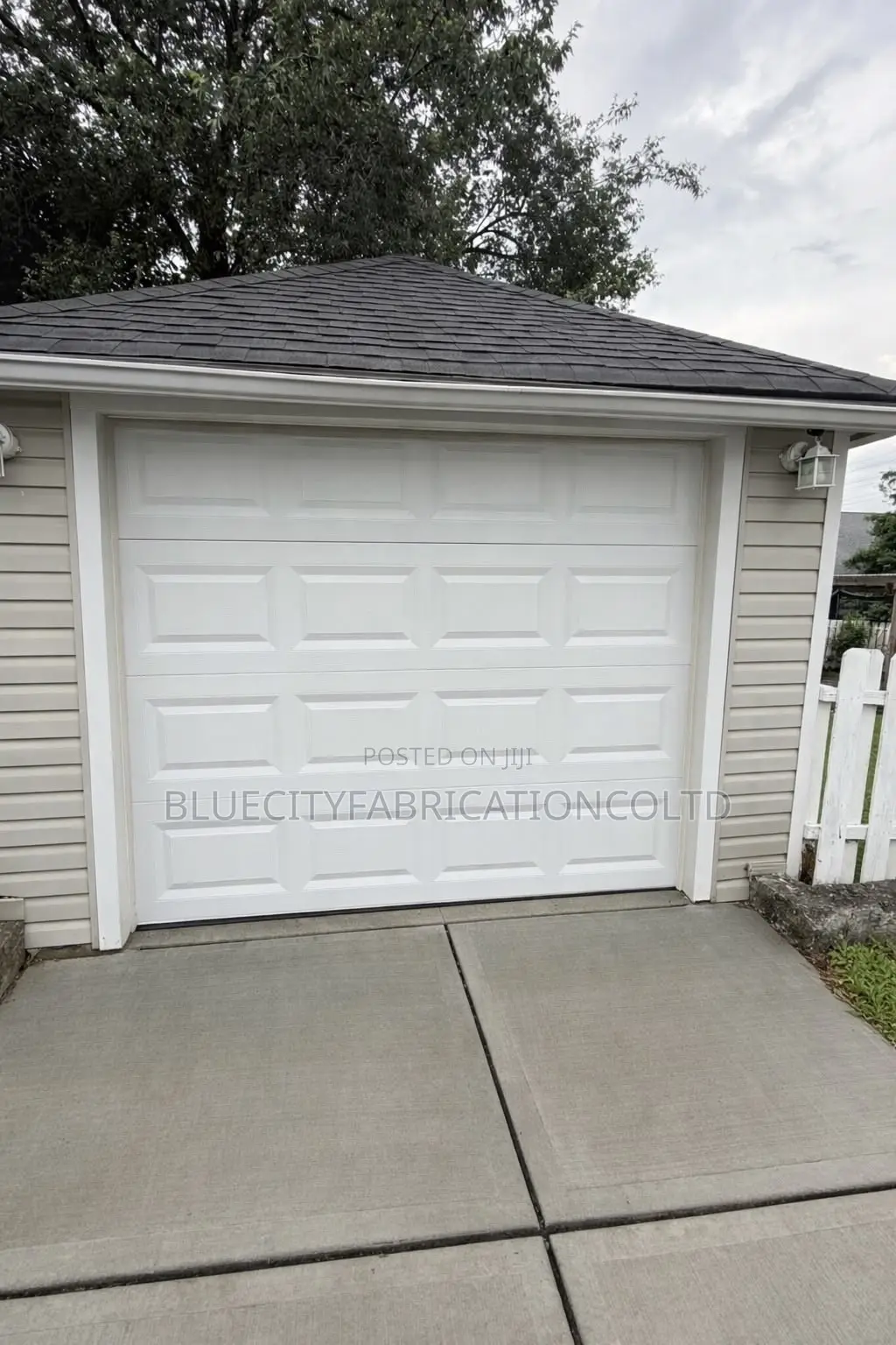 Garage Door With Extended Fanlight