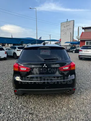 Mitsubishi Outlander Sport LE 2.0 2017 Black