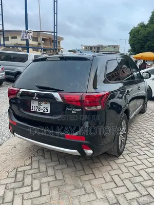 Mitsubishi Outlander SEL FWD 2016 Black