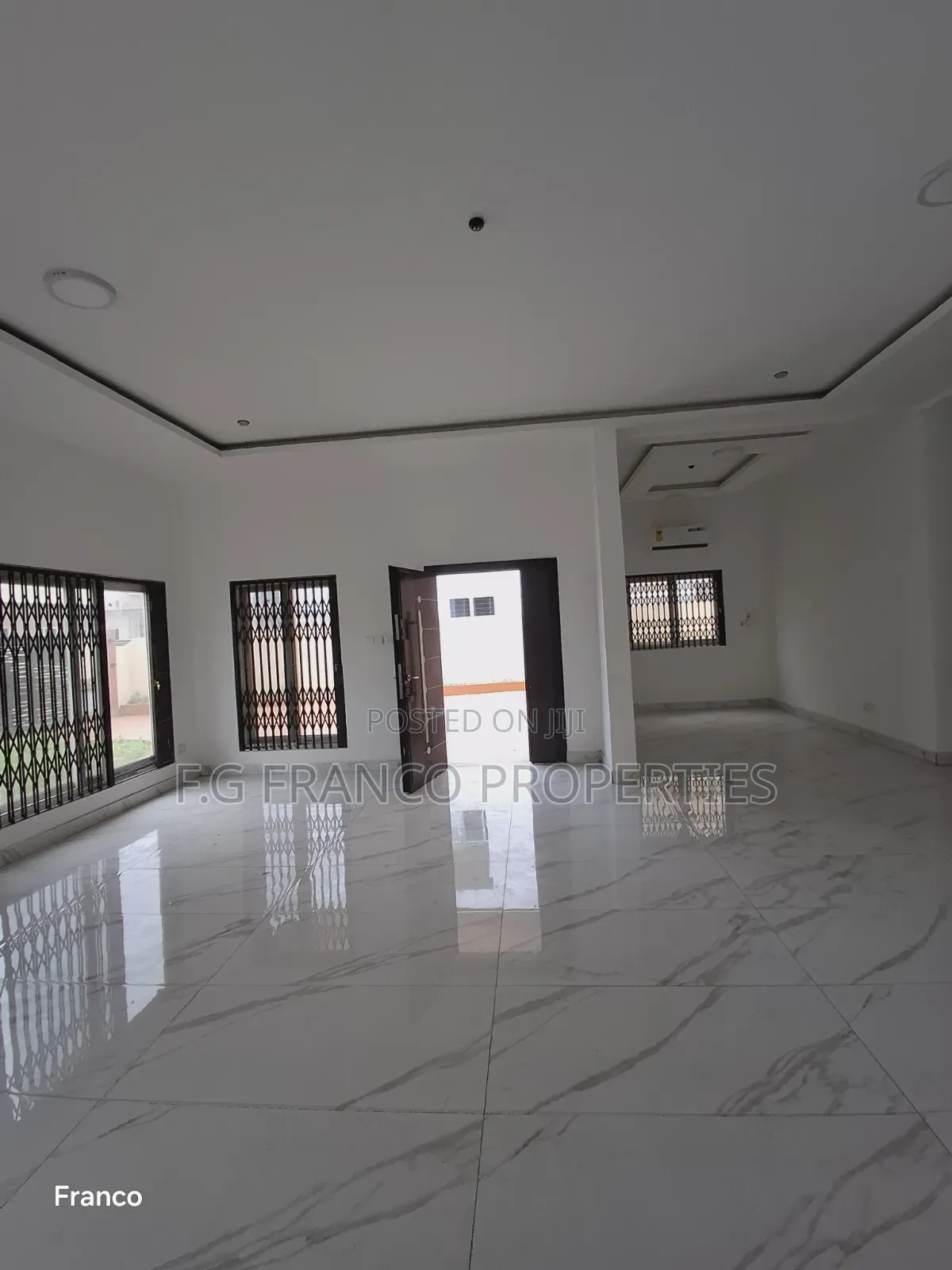 4bdrm House in Kg, Franco, Manet Junction for sale