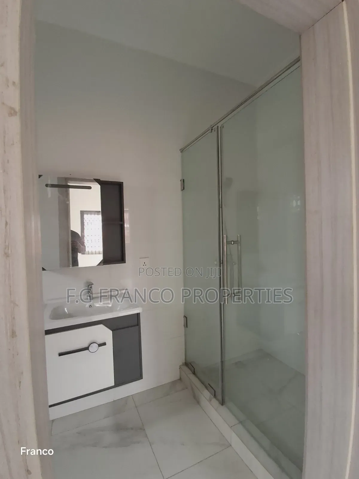4bdrm House in Kg, Franco, Manet Junction for sale