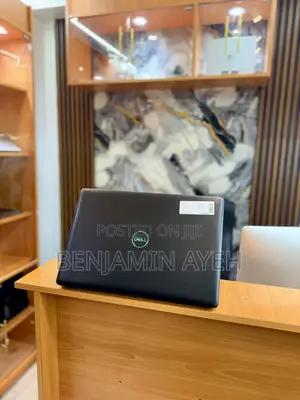 Laptop Dell G3 17 3779 16GB Intel Core i7 HDD+SSD 2T