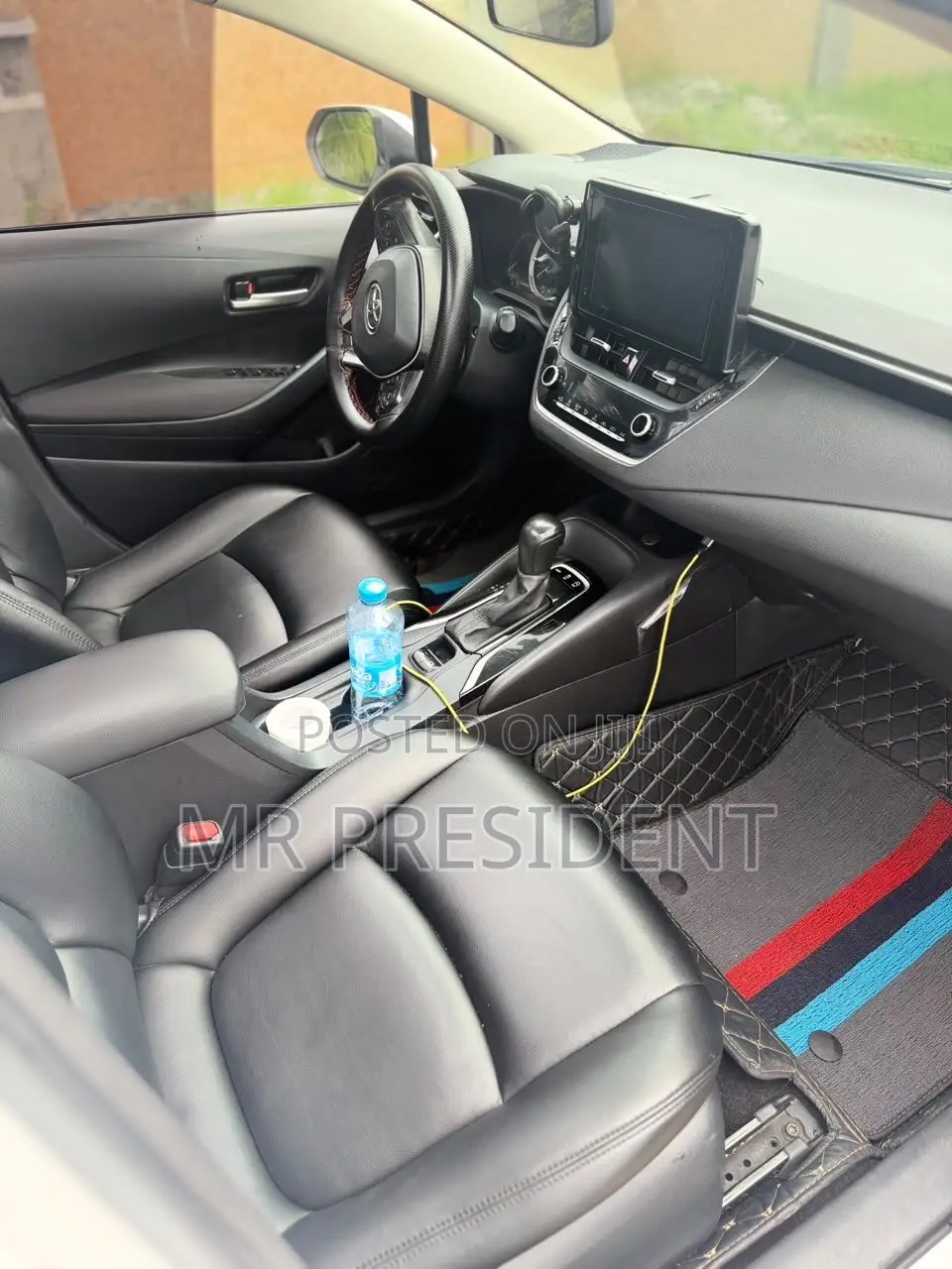Toyota Corolla SE 2020 White