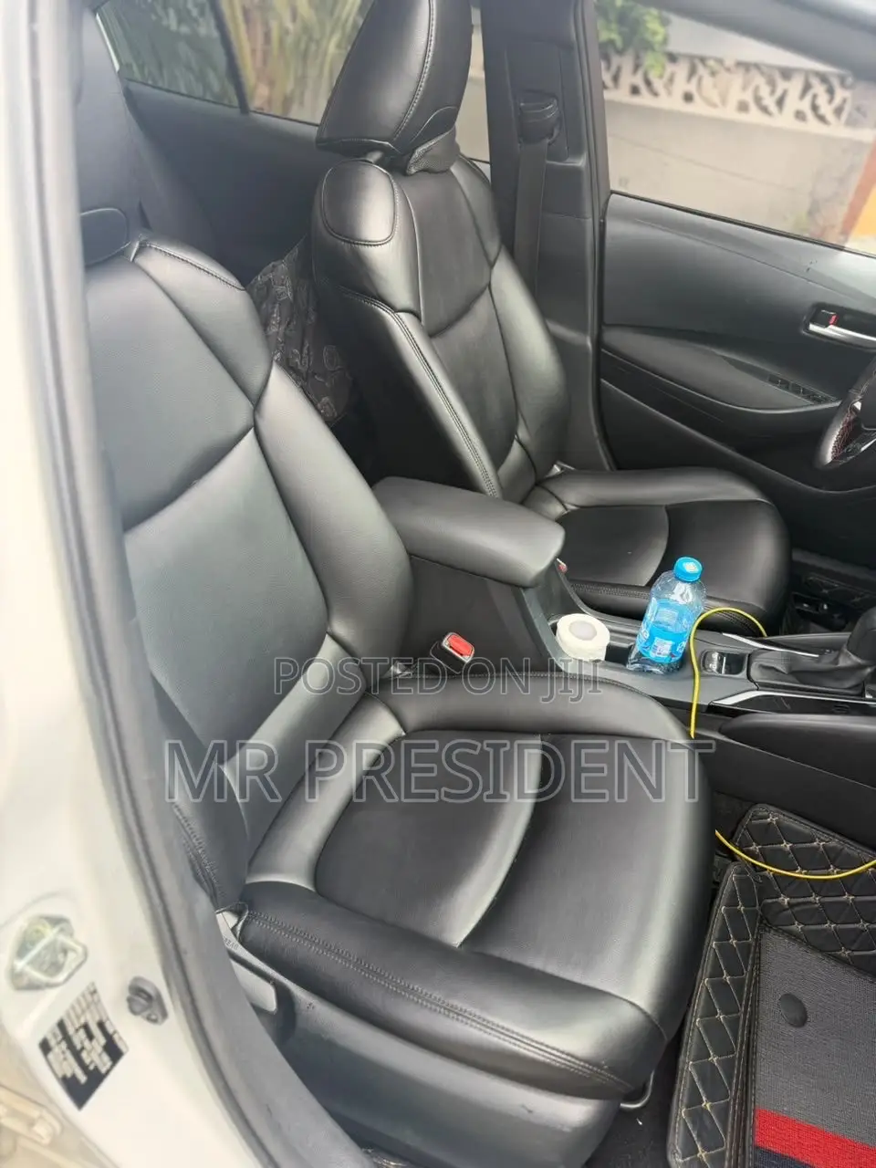Toyota Corolla SE 2020 White