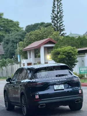 Porsche Cayenne 2020 Black