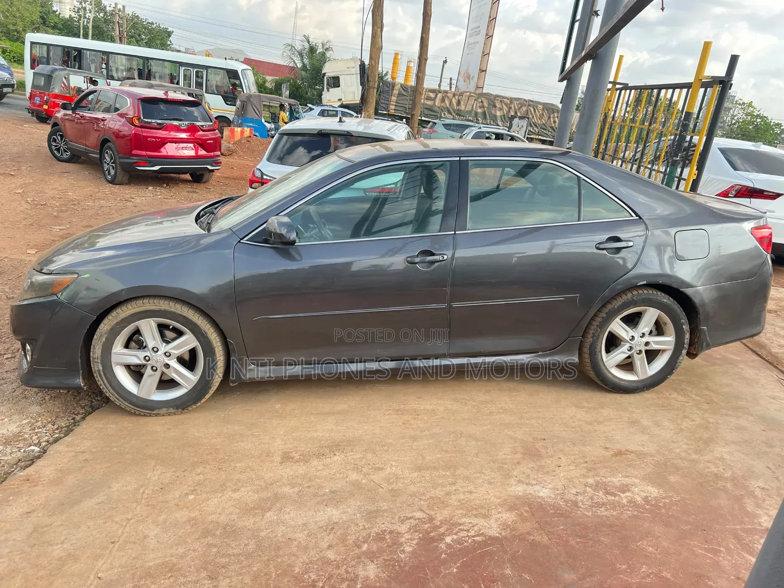 Toyota Camry 2014 Gray