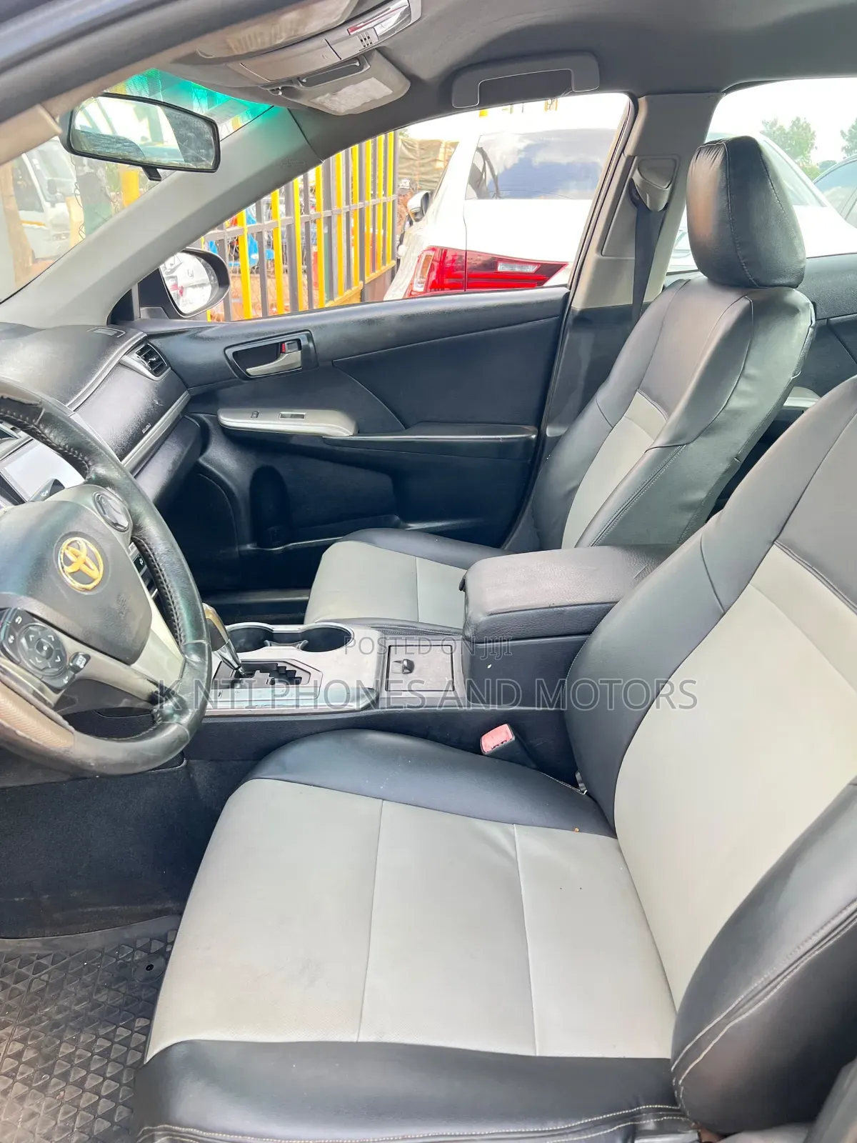 Toyota Camry 2014 Gray