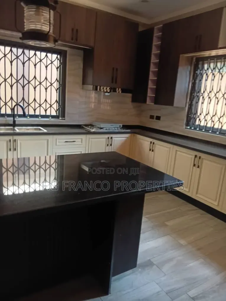 4bdrm House in K,G Franco, Manet Junction for rent