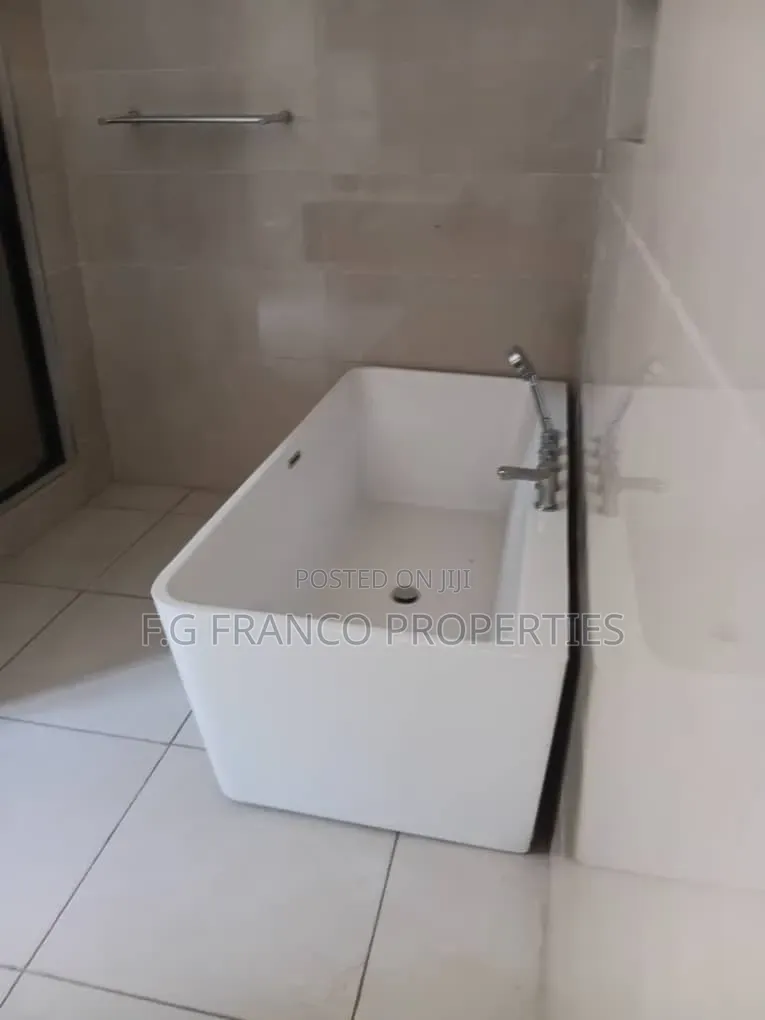4bdrm House in K,G Franco, Manet Junction for rent