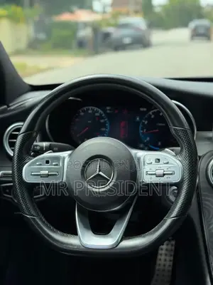 Mercedes-Benz C300 2020 Silver