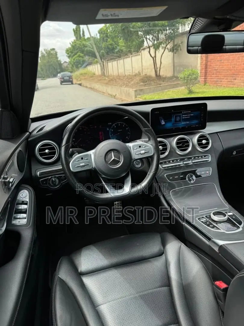 Mercedes-Benz C300 2020 Silver