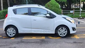 Chevrolet Spark 1LT 4dr Hatchback (1.2L 4cyl 5M) 2015 White