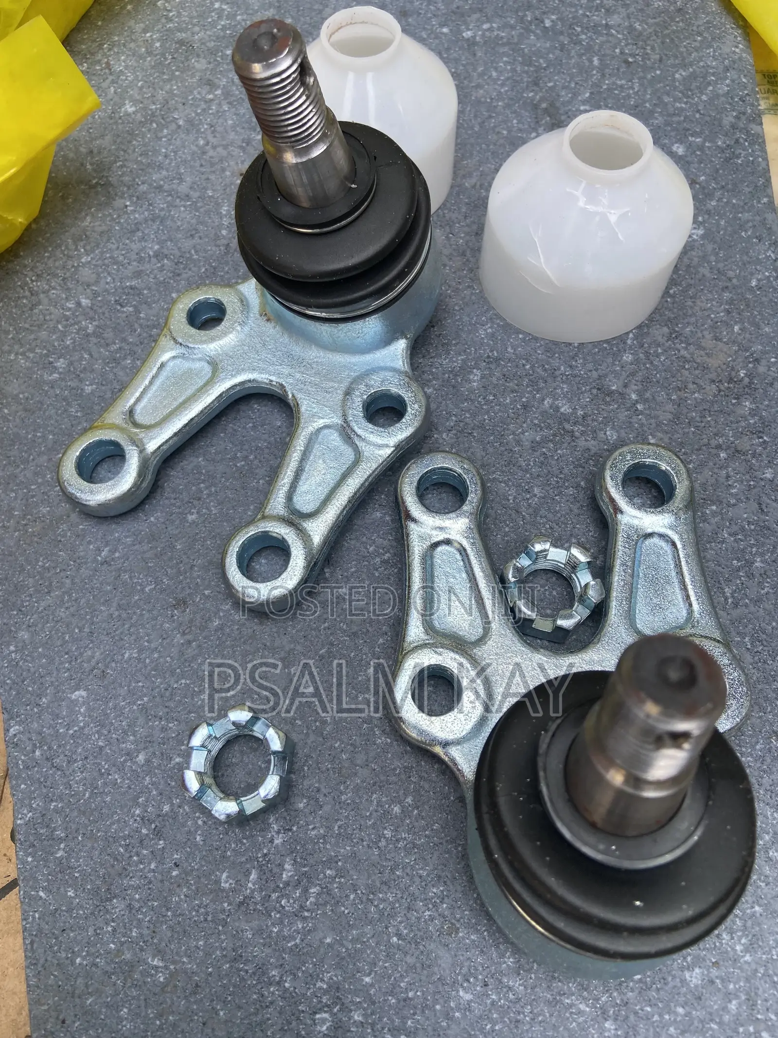 Toyota Fish /Stambic/ Hiace Lower Arm Ball Joint