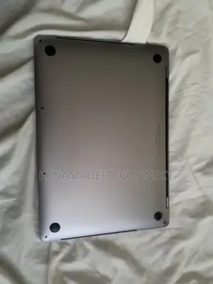Laptop Apple MacBook Pro 2020 16GB Intel Core i7 SSD 500GB