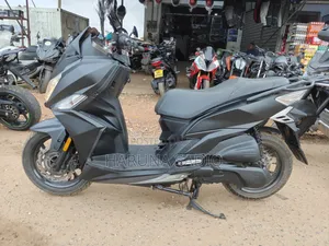 SYM Jet 2012 Black