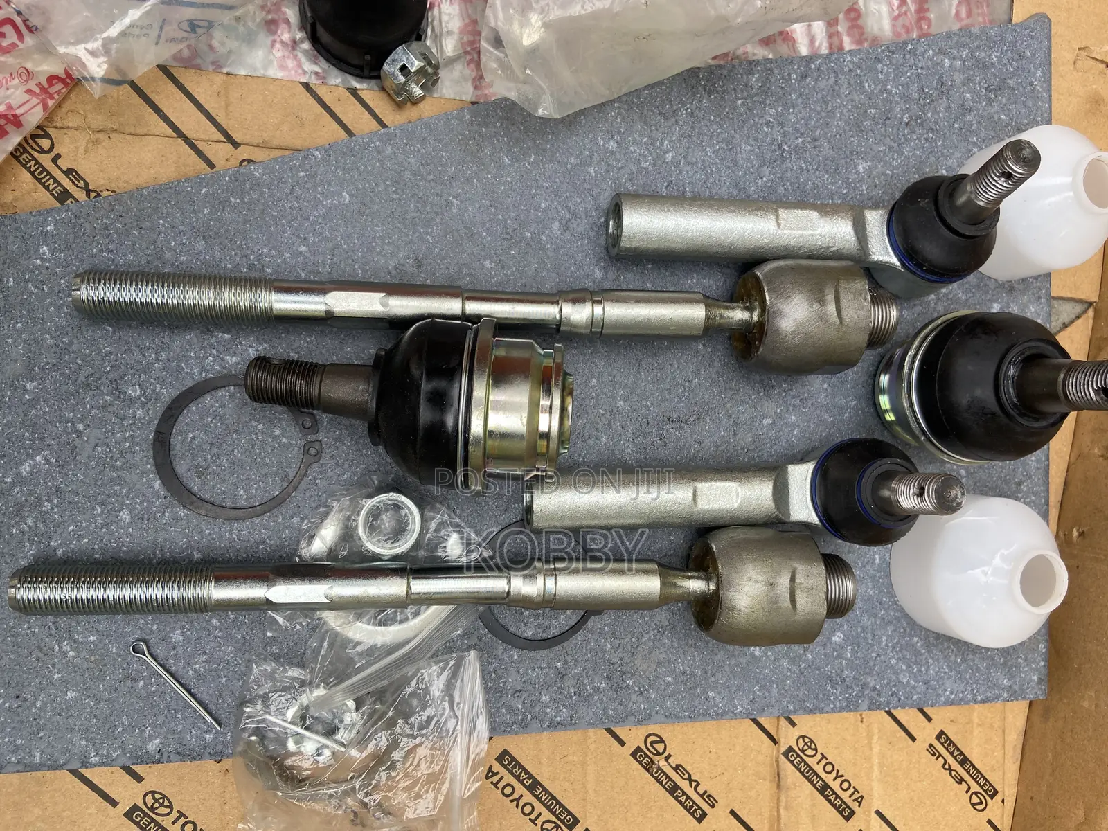Toyota Hilux/Revo/ Fortuner Lower Arm Ball Joint