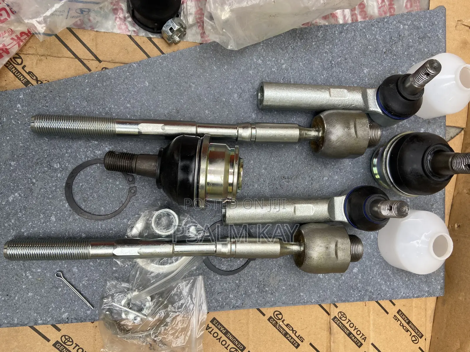 Toyota Hilux/Revo/ Fortuner Lower Arm Ball Joint