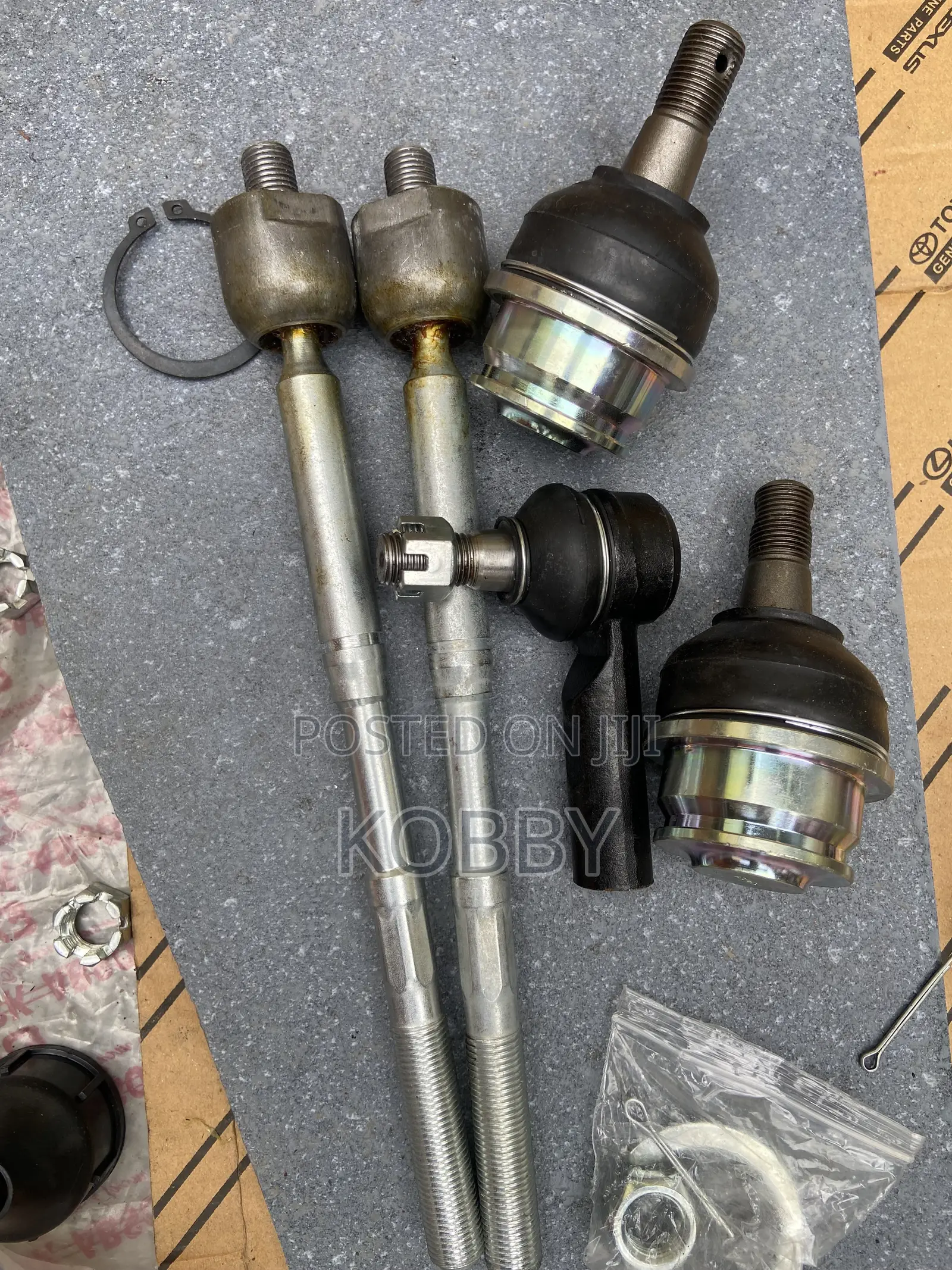 Toyota Hilux/Revo/ Fortuner Lower Arm Ball Joint